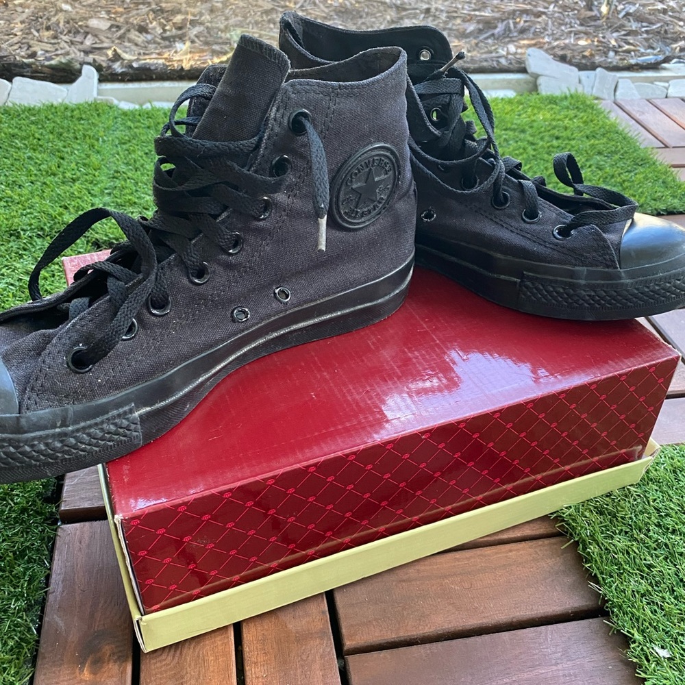 Converse